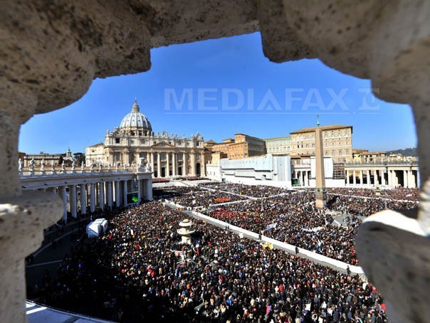 Imaginea articolului ANALIZĂ: Pontificatul Papei Benedict a fost marcat de conservatorism, deschidere, dar şi scandaluri