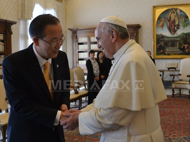 Imaginea articolului Ban Ki-moon s-a întâlnit cu Papa Francisc. Secretarul general al ONU: E o mare onoare să întâlnesc un lider spiritual al lumii