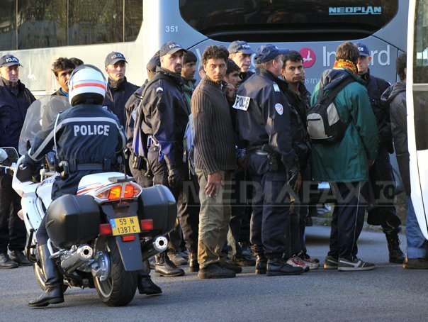 Imaginea articolului Imigranţilor clandestini arestaţi la frontiera Franţei cu Marea Britanie nu li se iau amprente digitale