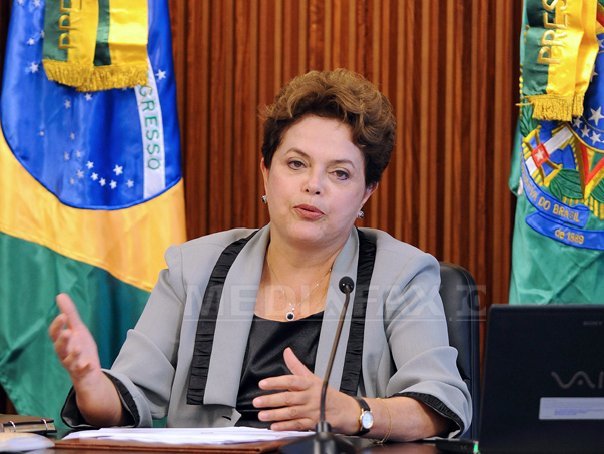 Imaginea articolului Brazilia amână călătoria de pregătire a vizitei preşedintei Dilma Rousseff în SUA din cauza acuzaţiilor de spionaj