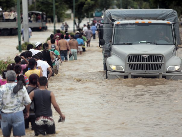 Imaginea articolului Bilanţul victimelor provocate de furtunile tropicale în Mexic se ridică la 97 de morţi
