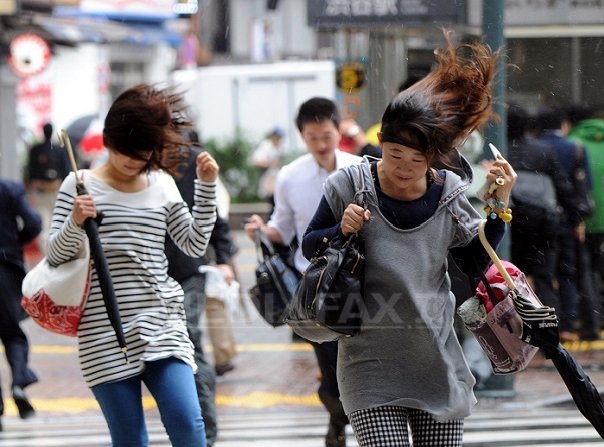 Imaginea articolului Japonia, traversată de taifunul Wipha: Cel puţin 13 persoane au murit - FOTO 