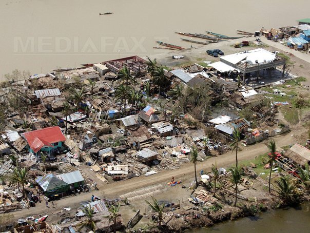 Imaginea articolului Scene dramatice în Filipine, în timpul şi după trecerea taifunului Haiyan - VIDEO, FOTO