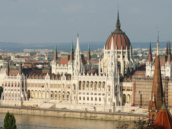 Imaginea articolului Budapesta: Peste 2.000 de locuitori evacuaţi, după descoperirea a două proiectile neexplodate
