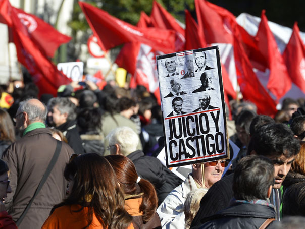 Imaginea articolului Mii de persoane au manifestat la Madrid împotriva politicilor de austeritate