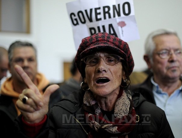 Imaginea articolului Portugalia: Patru ministere au fost ocupate temporar de manifestanţii anti-austeritate