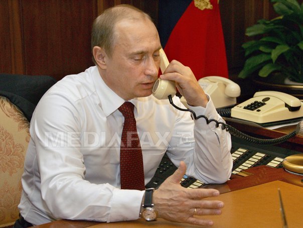 Imaginea articolului Putin a discutat cu Obama la telefon timp de 90 de minute, despre situaţia din Ucraina