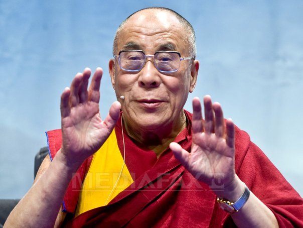 Imaginea articolului Dalai Lama nu vede nicio problemă în căsătoria între persoane de acelaşi sex