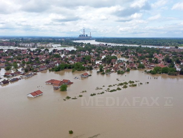 Imaginea articolului IMAGINI dramatice: Cele mai grave inundaţii de peste un secol din Bosnia, Serbia şi Croaţia - GALERIE FOTO
