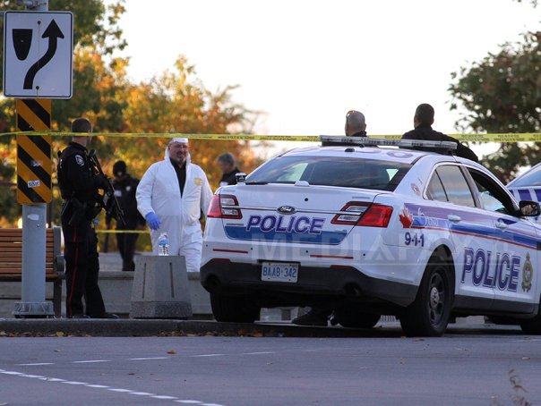 Imaginea articolului Autorul atacului comis în Parlamentul Canadei a fost identificat. Stephen Harper: Canada îşi va dubla eforturile în lupta antiteroristă
