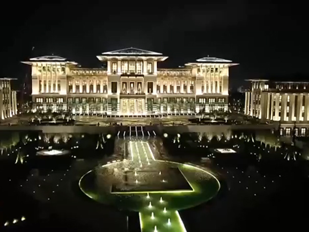 Imaginea articolului Recep Tayyip Erdogan, comparat cu Nicolae Ceauşescu după ce şi-a construit Palatul Alb - VIDEO