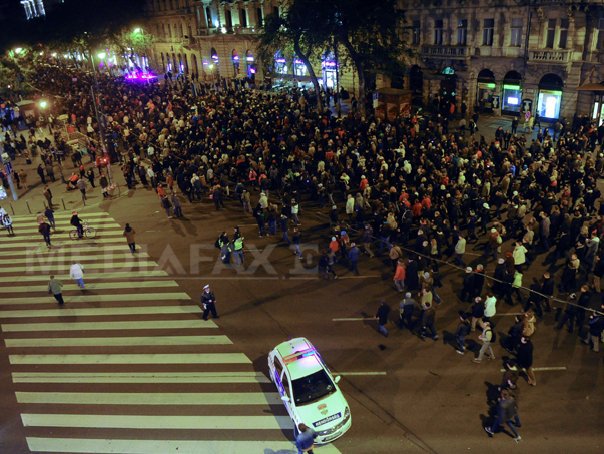 Imaginea articolului Sindicatele şi societatea civilă au manifestat la Budapesta împotriva bugetului pentru 2015