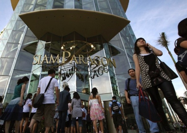 Imaginea articolului INCIDENT în Thailanda: Două bombe au explodat la intrarea unui mall aglomerat din Bangkok