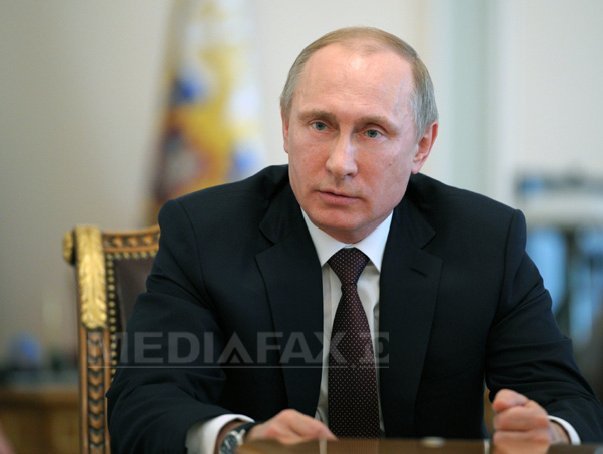 Imaginea articolului EFECTELE crizei economice din Rusia: Vladimir Putin şi-a tăiat din salariu - VIDEO