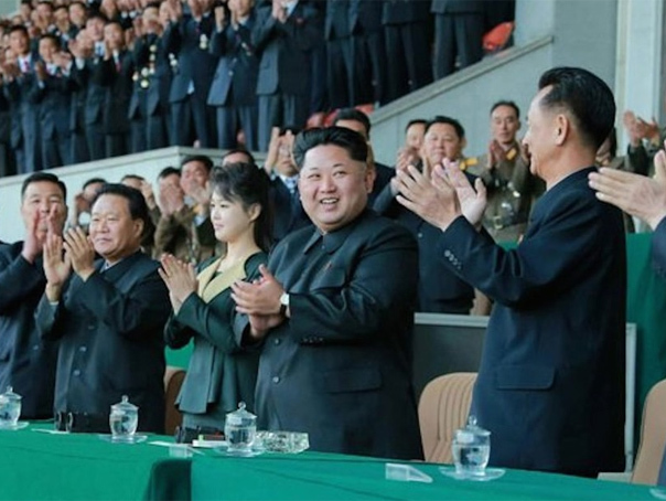 Imaginea articolului Soţia lui Kim Jong-un, pentru prima dată în public după 5 luni - FOTO