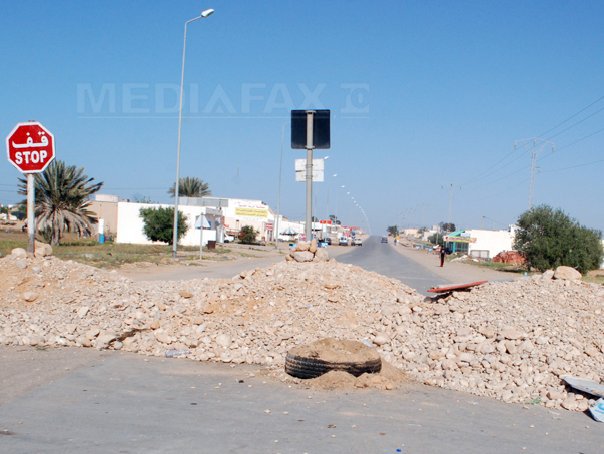 Imaginea articolului Tunisia va construi un zid de nisip la frontiera cu Libia