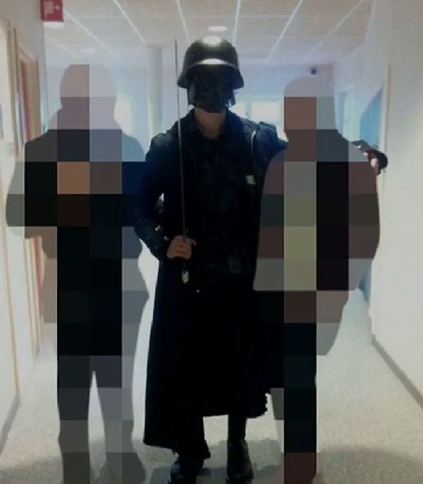 Imaginea articolului Un politician norvegian a scris că "aproape îl înţelege" pe atacatorul cu sabie din Suedia