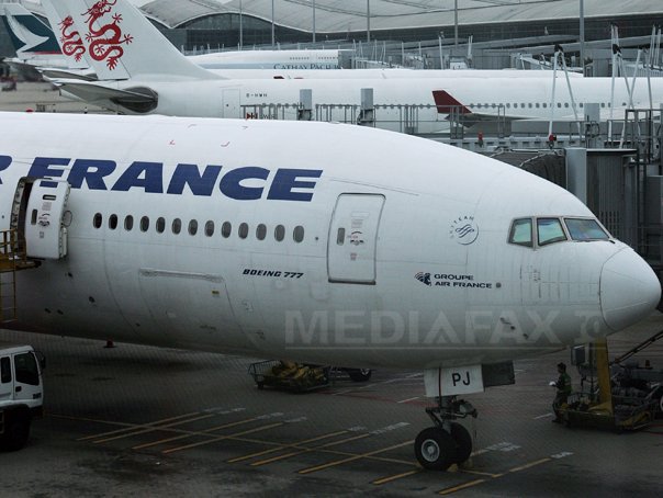Imaginea articolului Poliţia nu a găsit nicio bombă în cele două avioane Air France deviate în SUA şi Canada