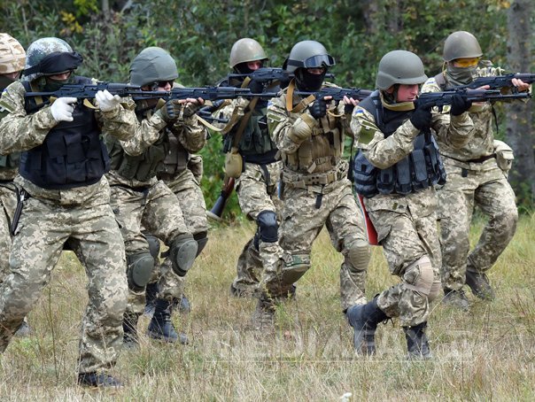 Imaginea articolului Ministrul bulgar: Bulgaria ar putea trimite 400 de militari pentru brigada NATO din România / Oficial de la Kiev: Ucraina, interesată să participe cu trupe la brigada româno-bulgară