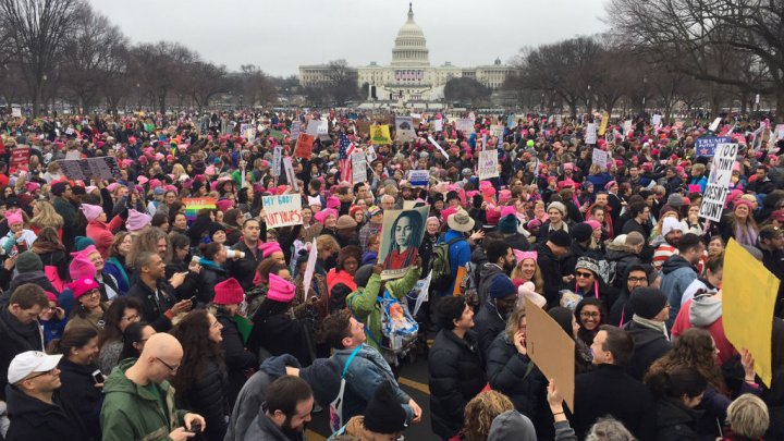 Imaginea articolului VIDEO, GALERIE FOTO "Marşul femeilor" anti-Trump: Milioane de oameni, alături de celebrităţi, în stradă pentru apărarea drepturilor civice 