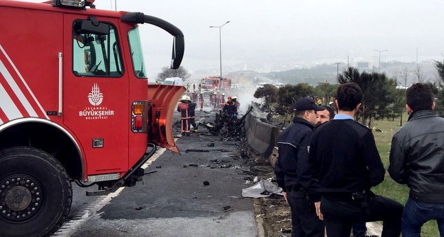 Imaginea articolului FOTO, VIDEO ISTANBUL: Un elicopter s-a PRĂBUŞIT după ce a lovit un turn de televiziune. Patru dintre victime sunt cetăţeni RUŞI