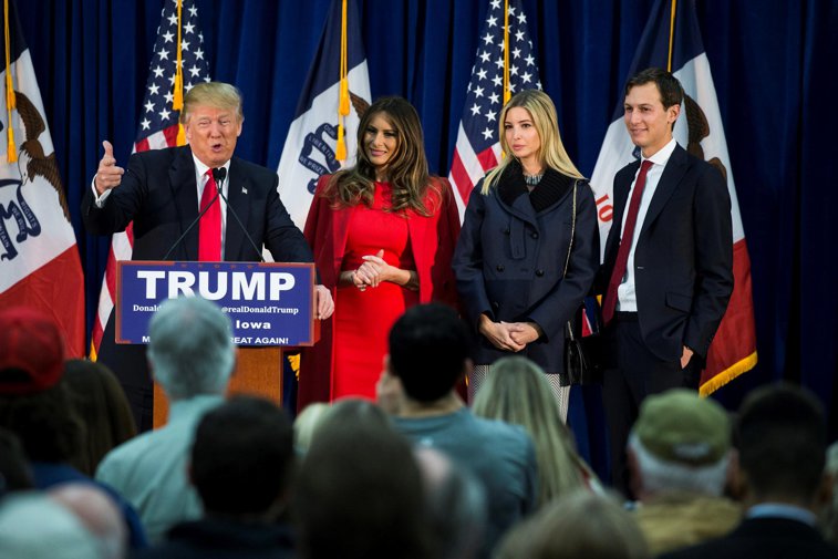 Imaginea articolului Ivanka Trump şi-a luat oficial JOB la Casa Albă. Fiica lui Donald Trump este ANGAJATĂ pe post de consilier al preşedintelui 