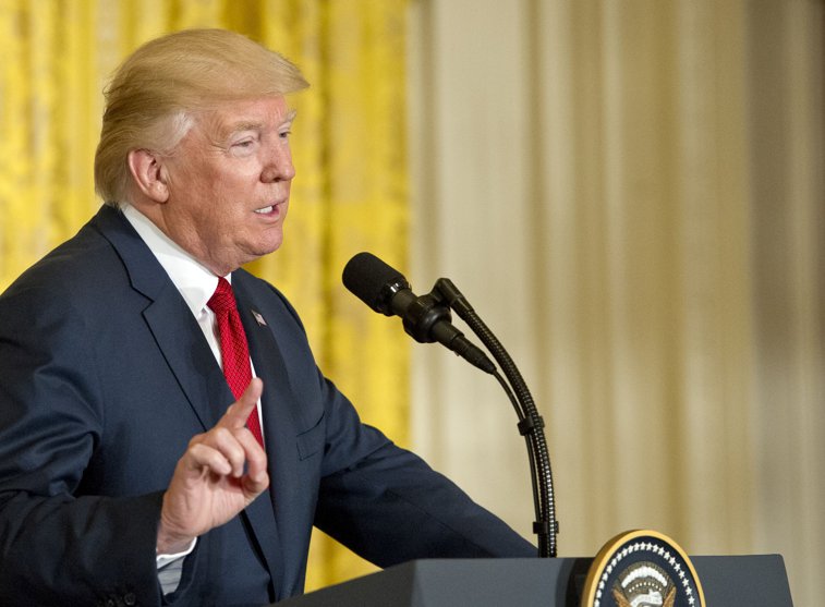 Imaginea articolului Donald Trump a anunţat că Statele Unite nu se vor retrage din NAFTA ”în acest moment”
