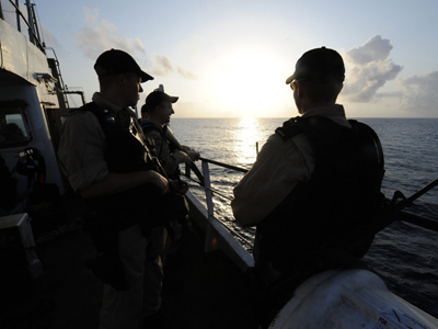 Imaginea articolului Şase membri ai echipajului unei nave germane, răpiţi în apele teritoriale nigeriene