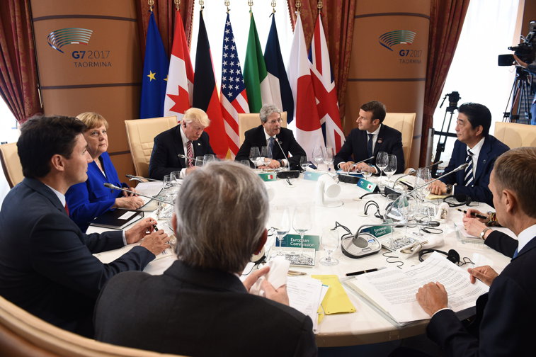 Imaginea articolului Summitul G7 din Canada: SUA şi UE vor discuta în următoarele săptămâni despre comerţul bilateral