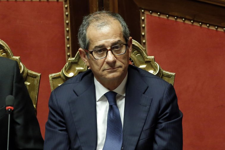 Imaginea articolului Roma: Ministrul italian al Economiei cere ponderarea tonului eurosceptic al coaliţiei de guvernământ
