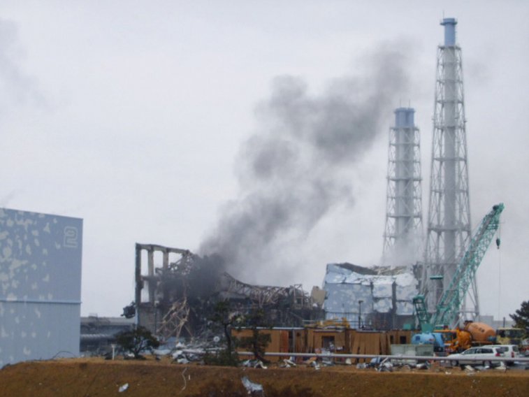 Imaginea articolului A început extragerea combustibilului NUCLEAR dintr-un reactor de la Fukushima, afectat de cutremurul DEVASTATOR din 2011