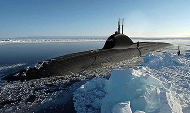 Imaginea articolului Vladimir Putin admite, la trei zile de la incident, că submarinul ultra-secret, la bordul căruia s-a produs incendiul, avea reactor nuclear