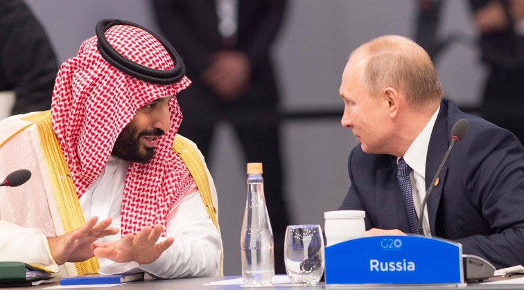 Imaginea articolului Rusia intervine în cazul rafinăriilor atacate în Arabia Saudită: Despre ce a discutat Putin cu prinţul moştenitor