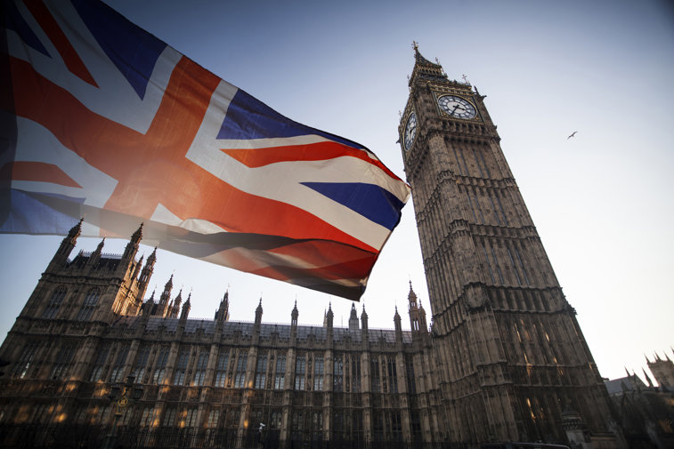 Imaginea articolului Regina Elisabeta a II-a, în Parlamentul de la Londra: Ieşirea Marii Britanii din UE este prioritatea Executivului