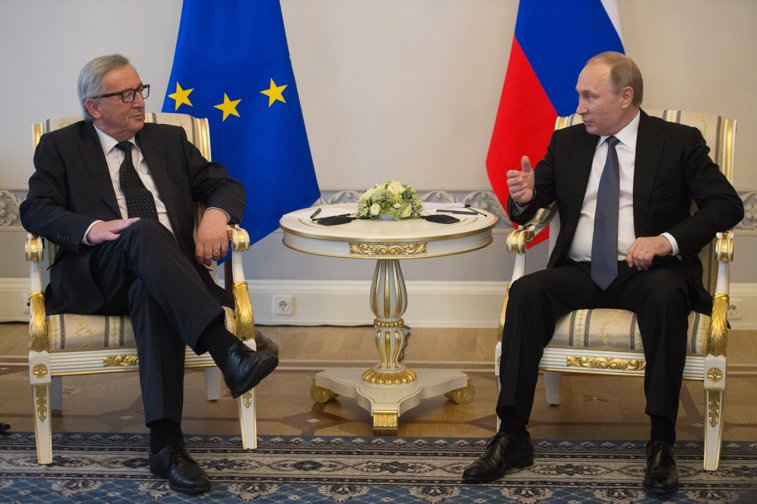 Imaginea articolului Jean-Claude Juncker, la final de mandat: L-am sărutat şi pe Putin şi am fost sărutat înapoi de către Putin. Cu siguranţă, Europa nu a fost afectată