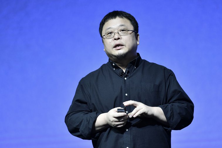 Imaginea articolului Un antreprenor chinez, care a spus că va cumpăra cândva compania Apple, a ajuns pe lista datornicilor