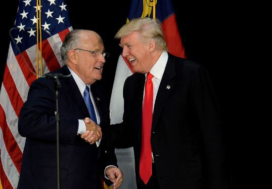 Imaginea articolului Rudy Giuliani are încredere în loialitatea preşedintelui Donald Trump, în contextul anchetei
