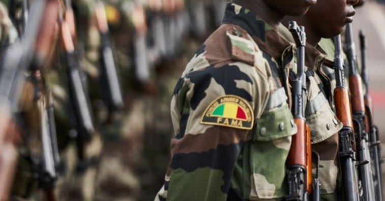 Imaginea articolului Cel puţin 24 de militari şi alţi 17 rebeli au murit în urma unui atac din nordul statului Mali