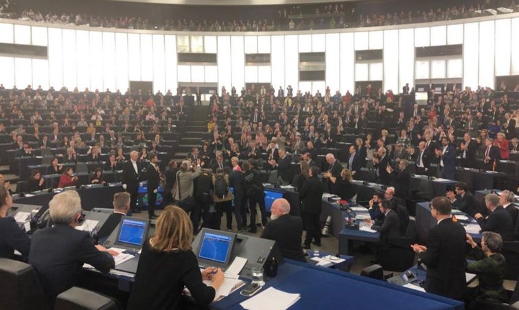 Imaginea articolului Comemorarea a 30 de ani de la Revoluţia română, dezbătută astăzi în Parlamentul European