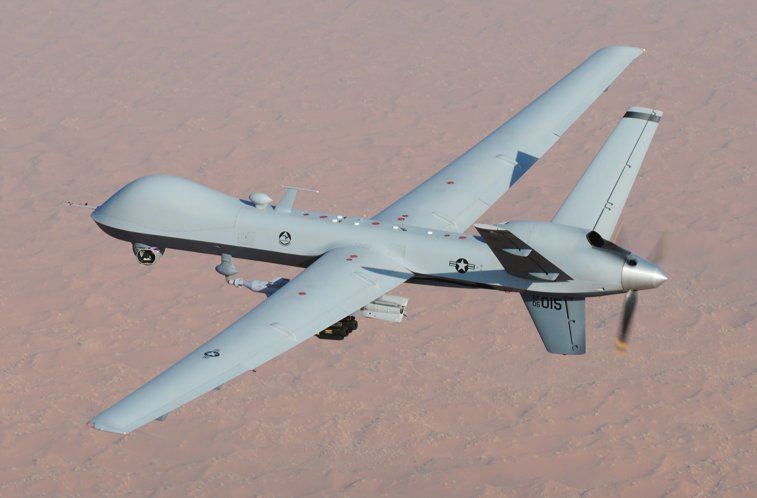 Imaginea articolului MQ-9 Reaper, drona care l-a ucis pe Soleimani. Ce ştim despre aeronava „asasin” care le-a dat recent fiori reci participanţilor la un miting aerian | VIDEO
