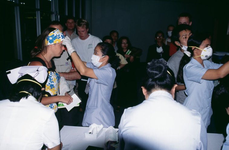 Imaginea articolului China redeschide un spitalul construit între 2002 şi 2003 în timpul epidemiei cu virusul SARS