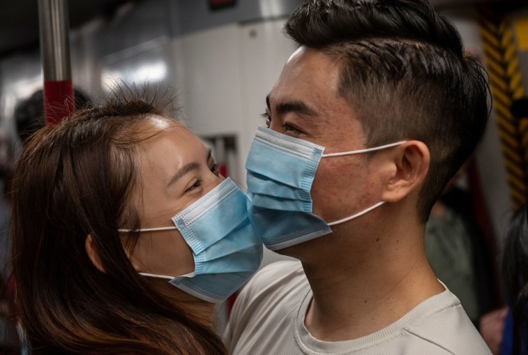 Imaginea articolului Doi turişti chinezi au fost testaţi pozitiv cu noul virus gripal în Italia. Zborurile dintre Italia şi China au fost oprite