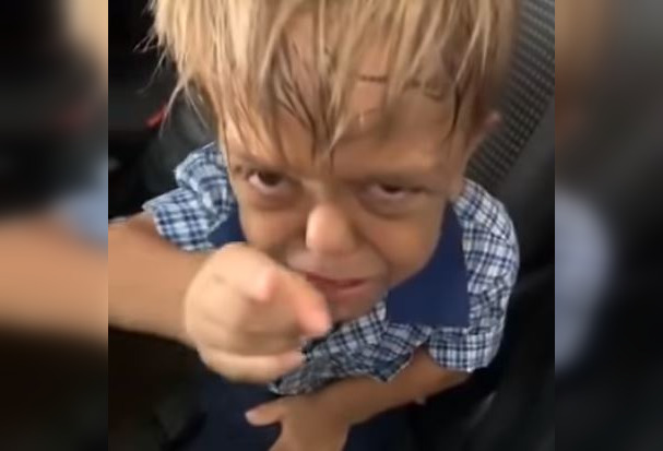 Imaginea articolului „Dă-mi o frânghie, vreau să mă sinucid!” Oamenii din întreaga lume au sărit în ajutorul copilului de 9 ani hărţuit la şcoală | VIDEO