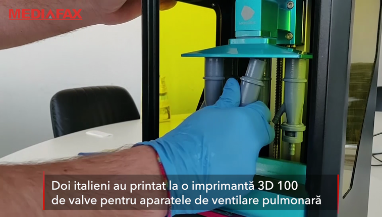 Imaginea articolului VIDEO #Eroicanoi. Doi italieni şi o imprimantă 3D au salvat un spital, în plină criză de echipament medical