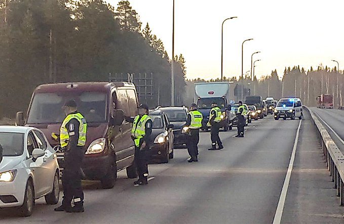 Imaginea articolului Finlanda restricţionează traficul rutier din cauza epidemiei de Covid-19