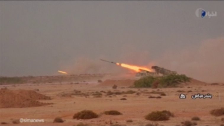 Imaginea articolului VIDEO Iranul a distrus cu rachete copia unui portavion american. Show-ul a fost transmis LIVE la TV. Reacţia armatei americane