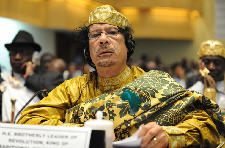 Imaginea articolului Profeţia lui Gaddafi se adevereşte. Cum se bat marile puteri pe petrolul din Libia