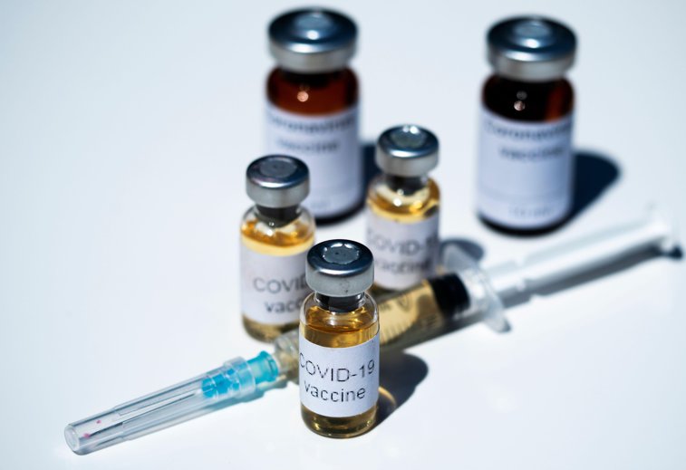 Imaginea articolului Fauci: Zeci de milioane de doze de vaccin anti-COVID-19 vor fi disponibile la începutul anului 2021
