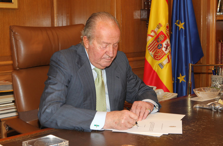 Imaginea articolului Juan Carlos, fostul rege al Spaniei, a ajuns în Abu Dhabi 
