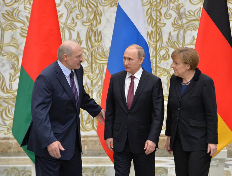 Imaginea articolului Analiză. Dilema neaşteptată a lui Vladimir Putin în Belarus. Ce opţiuni are liderul de la Kremlin
